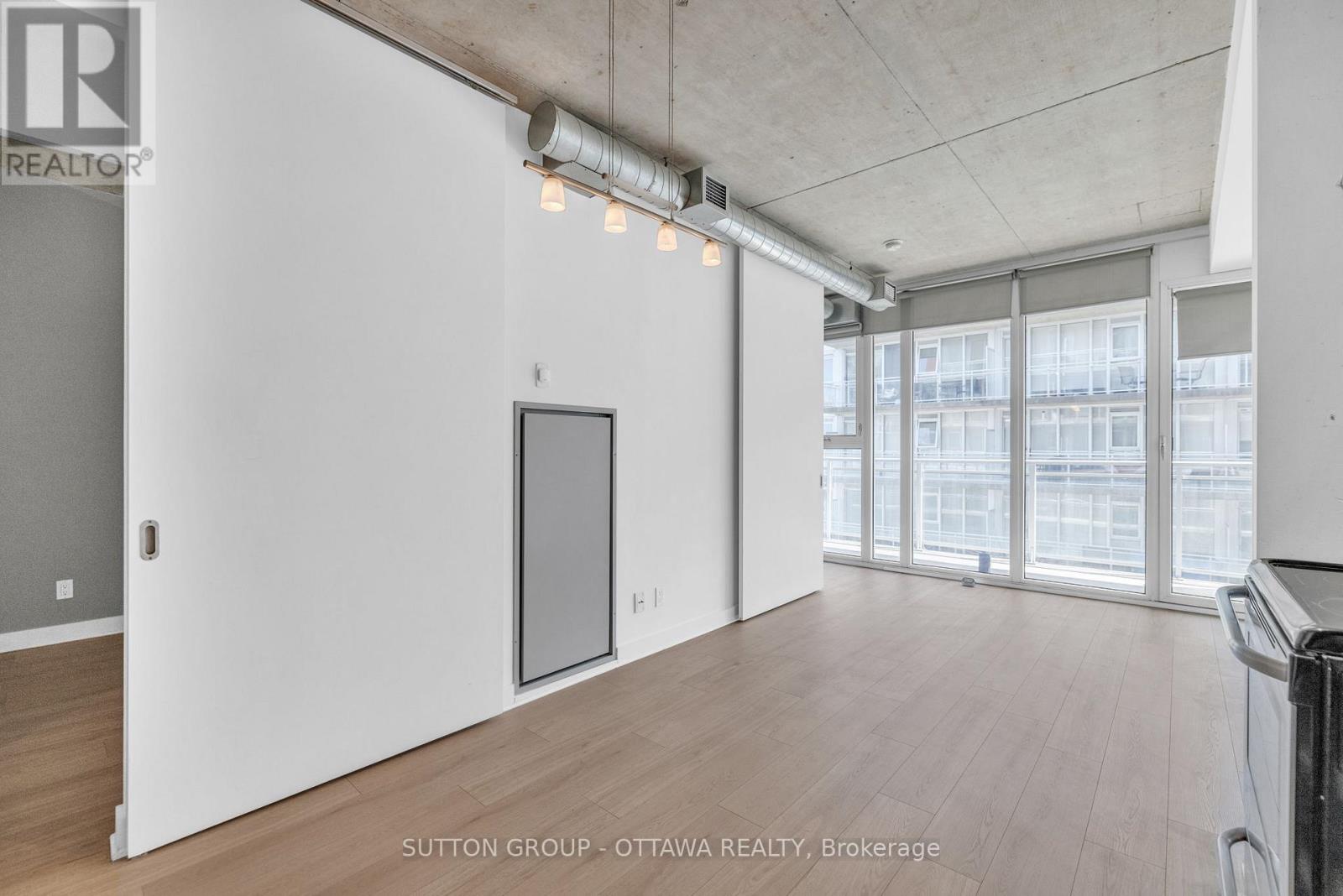 Photo 3 of 602 354 Gladstone Avenue, Ottawa ON
