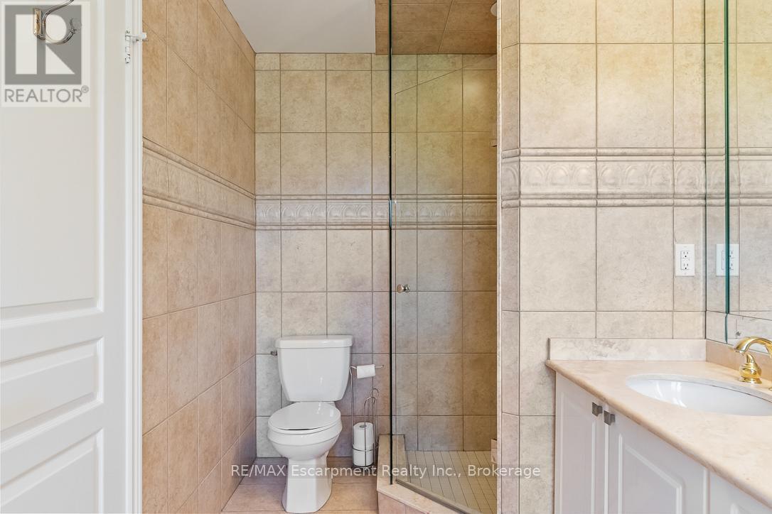 Photo 35 of 2357 Woodfield Road, Oakville ON