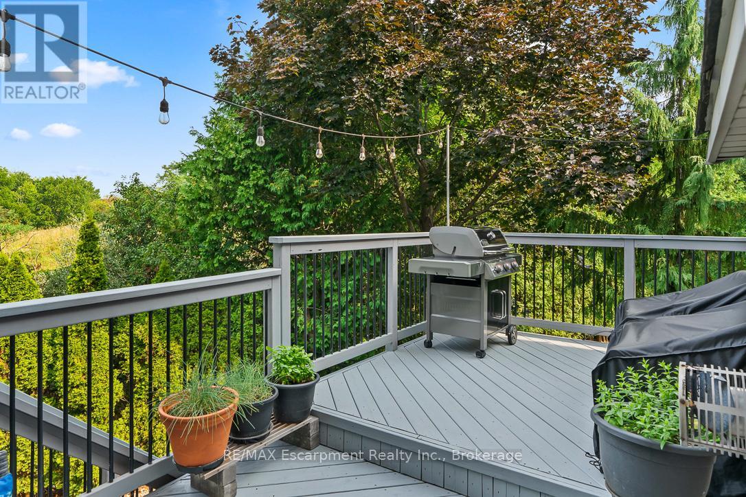 Photo 2 of 2357 Woodfield Road, Oakville ON