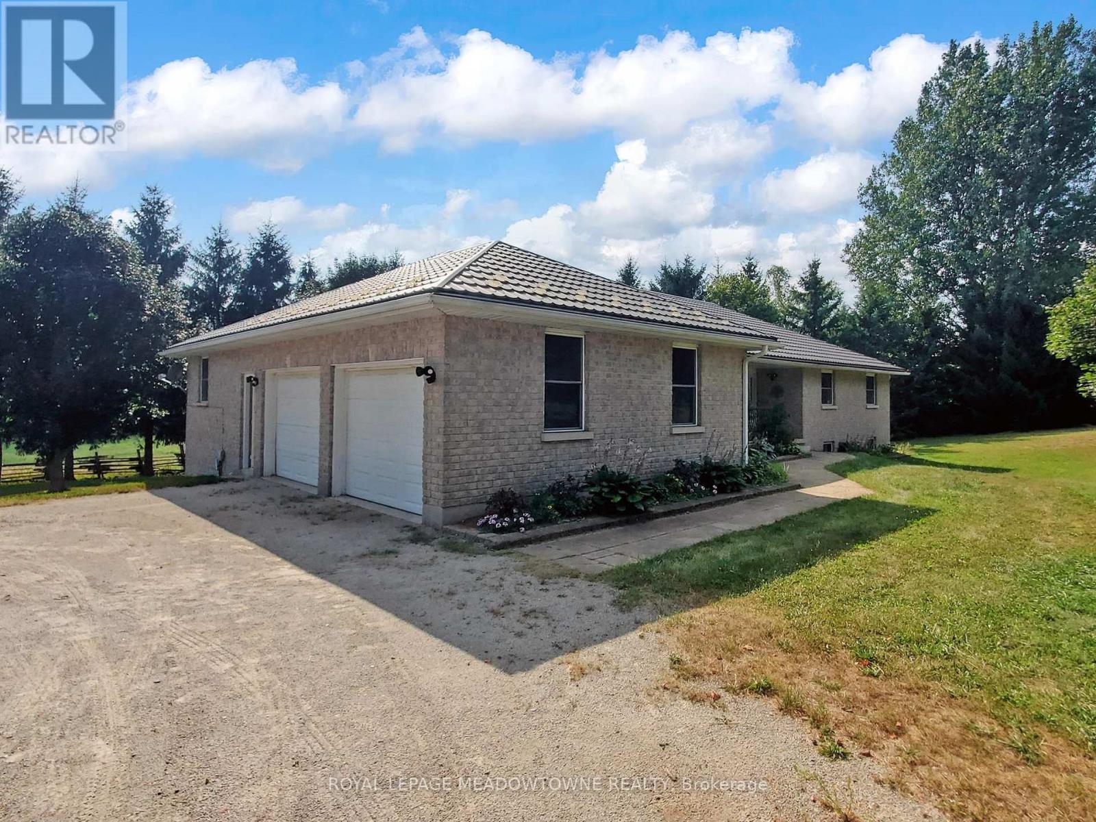 Photo 15 of 4958 Wellington Road 125, Erin ON