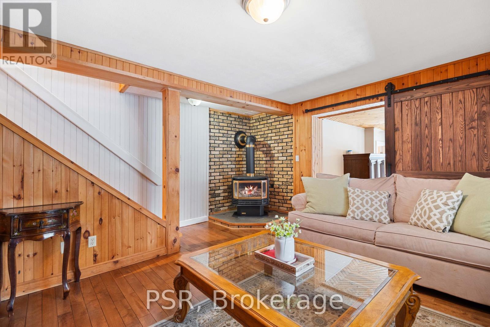 Photo 26 of 1166 Parkers Point Road, Gravenhurst ON