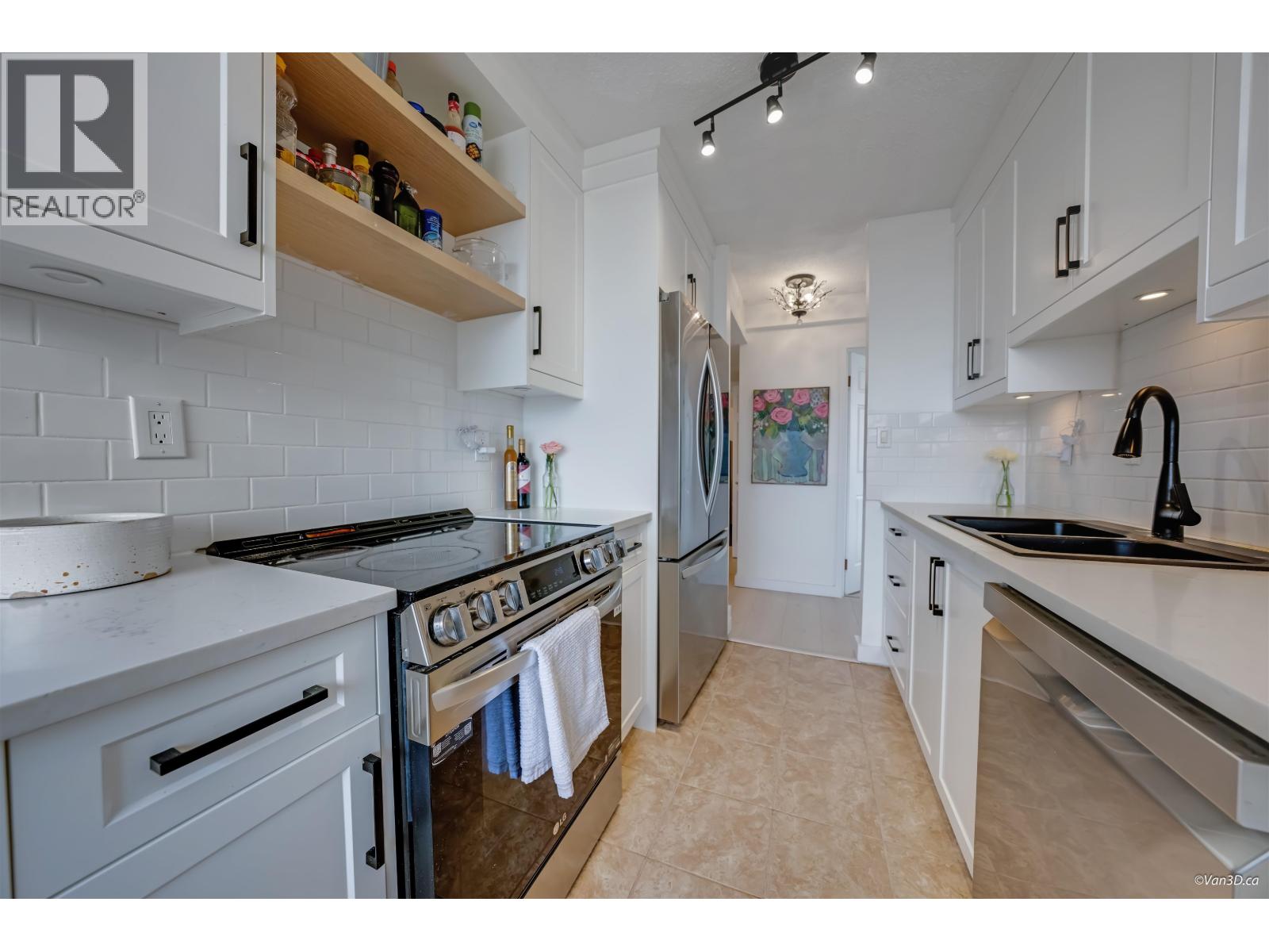 Photo 7 of 1905 740 Hamilton Street, New Westminster BC