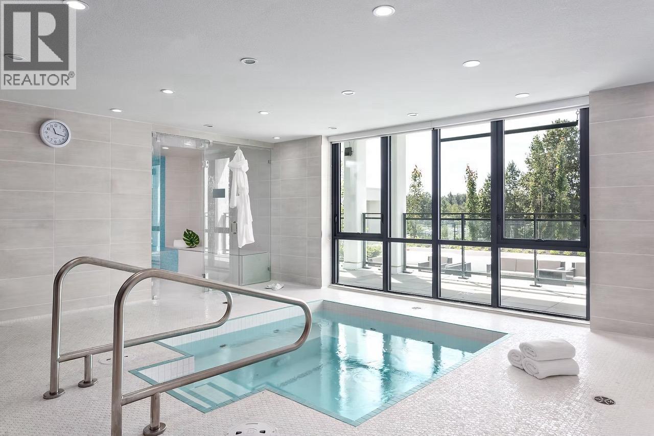 Photo 15 of 705 2378 Alpha Avenue, Burnaby BC