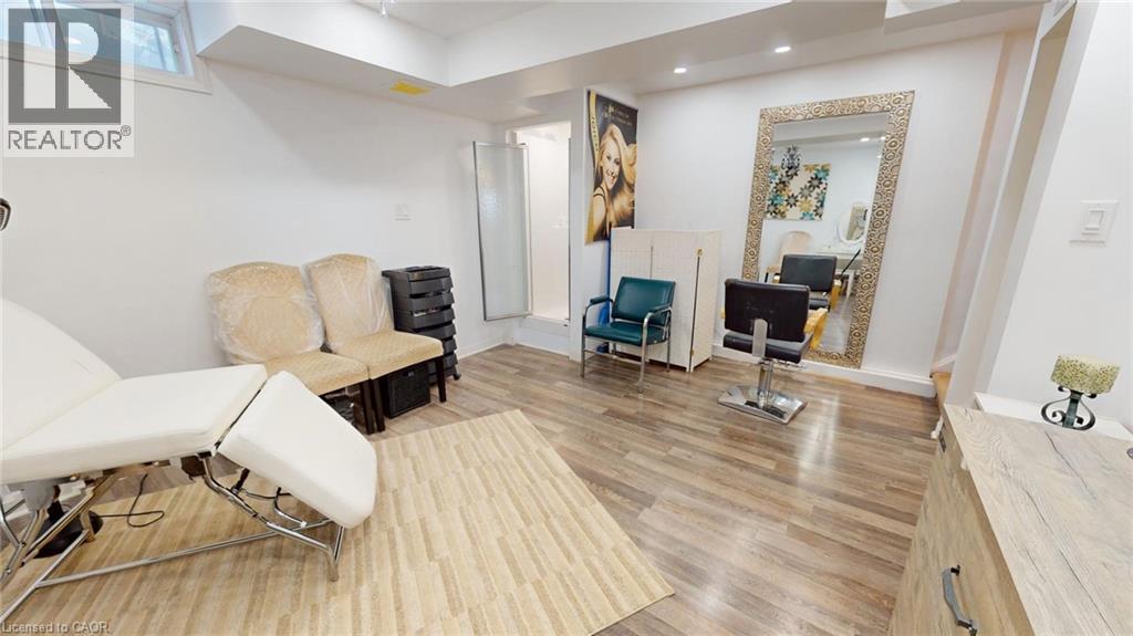 Photo 5 of 119 Spring Road Unit 3, Georgina ON