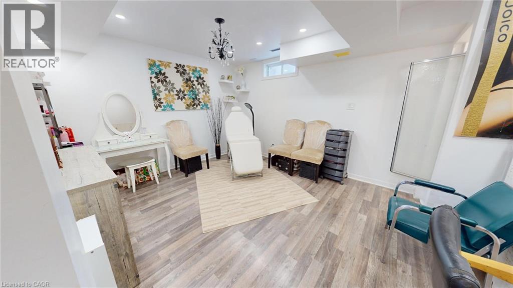 Photo 2 of 119 Spring Road Unit 3, Georgina ON