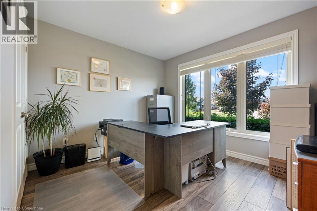 Photo 17 of 55 Allandale Crescent, Simcoe ON