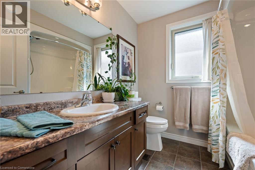 Photo 18 of 55 Allandale Crescent, Simcoe ON