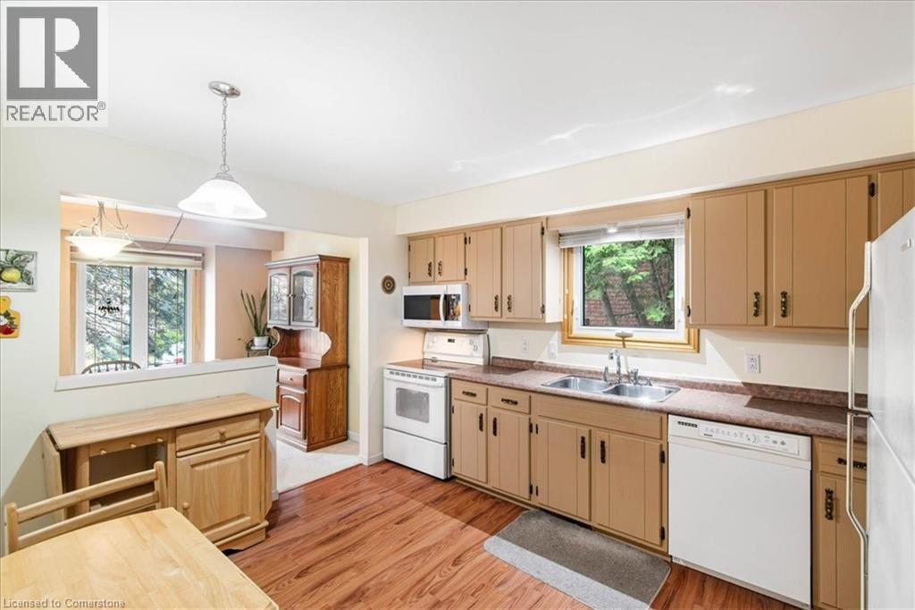 Photo 19 of 18 Dixon Drive, Port Dover ON