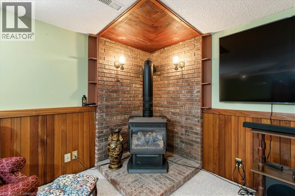 Photo 33 of 18 Dixon Drive, Port Dover ON