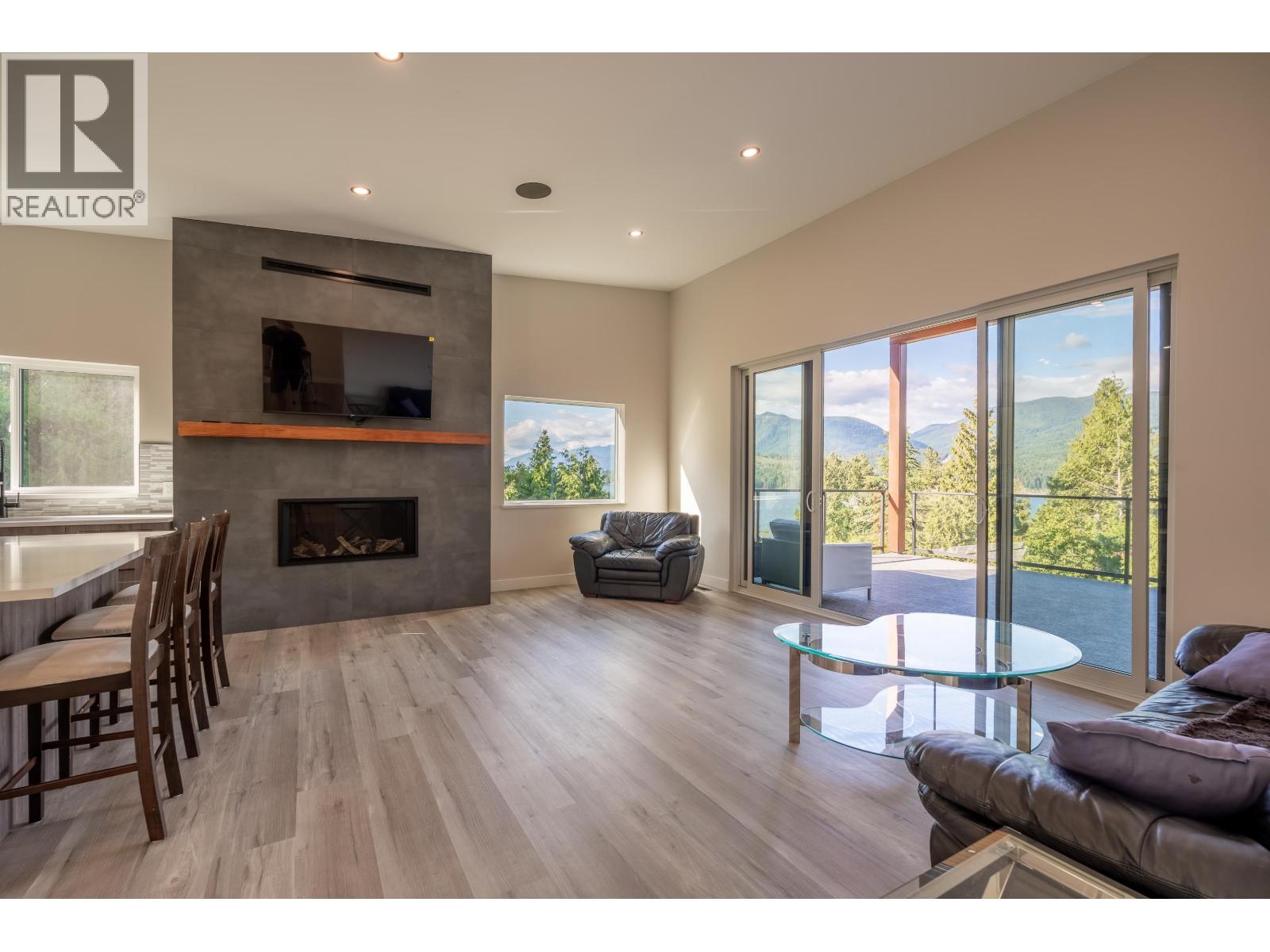 6159 S GALE AVENUE, Sechelt