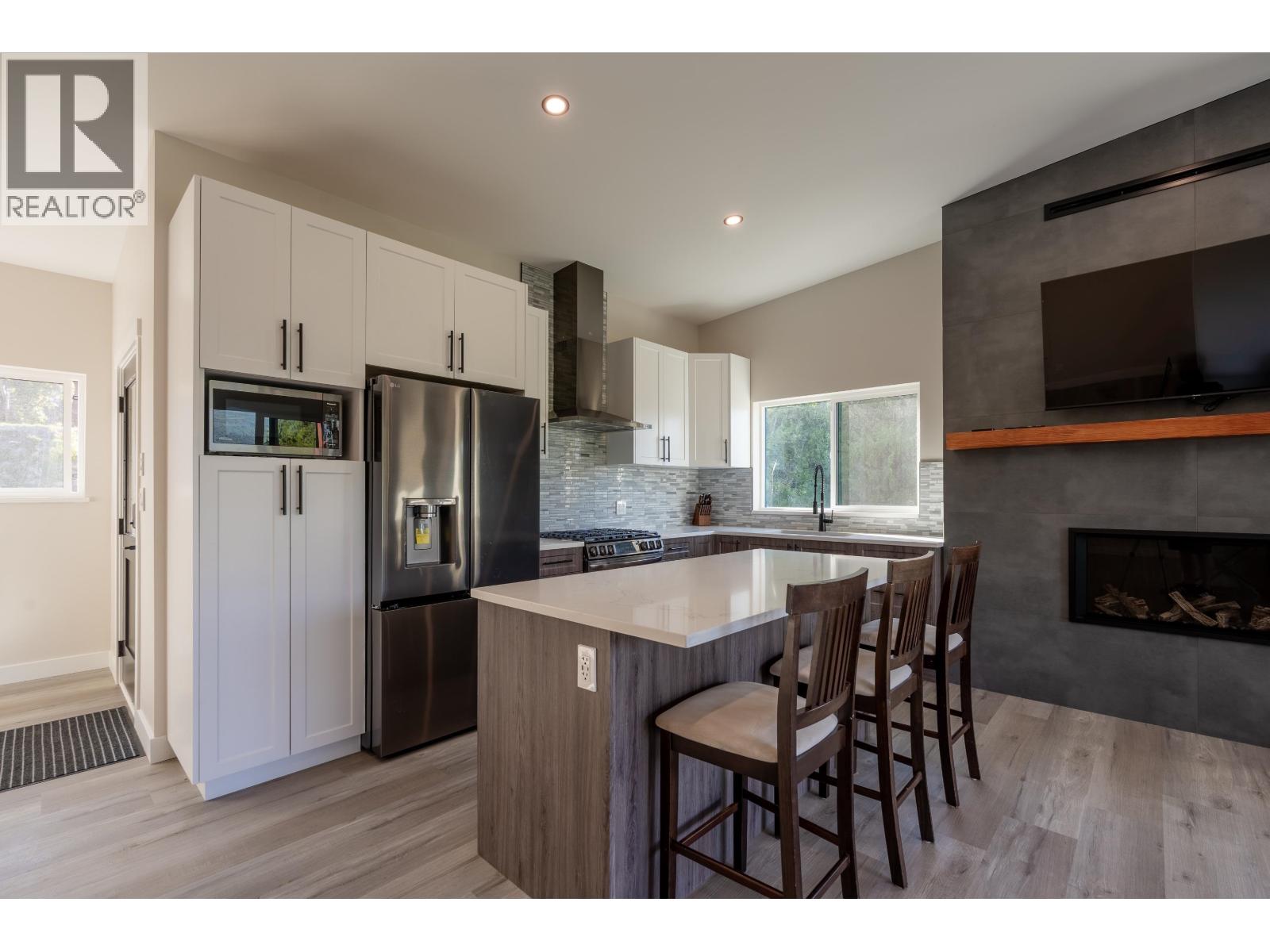 6159 S GALE AVENUE, Sechelt