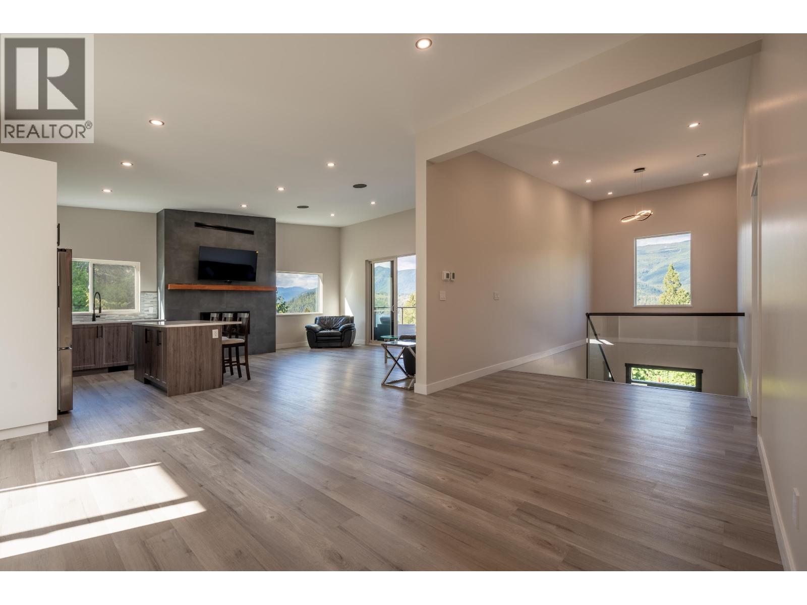 6159 S GALE AVENUE, Sechelt