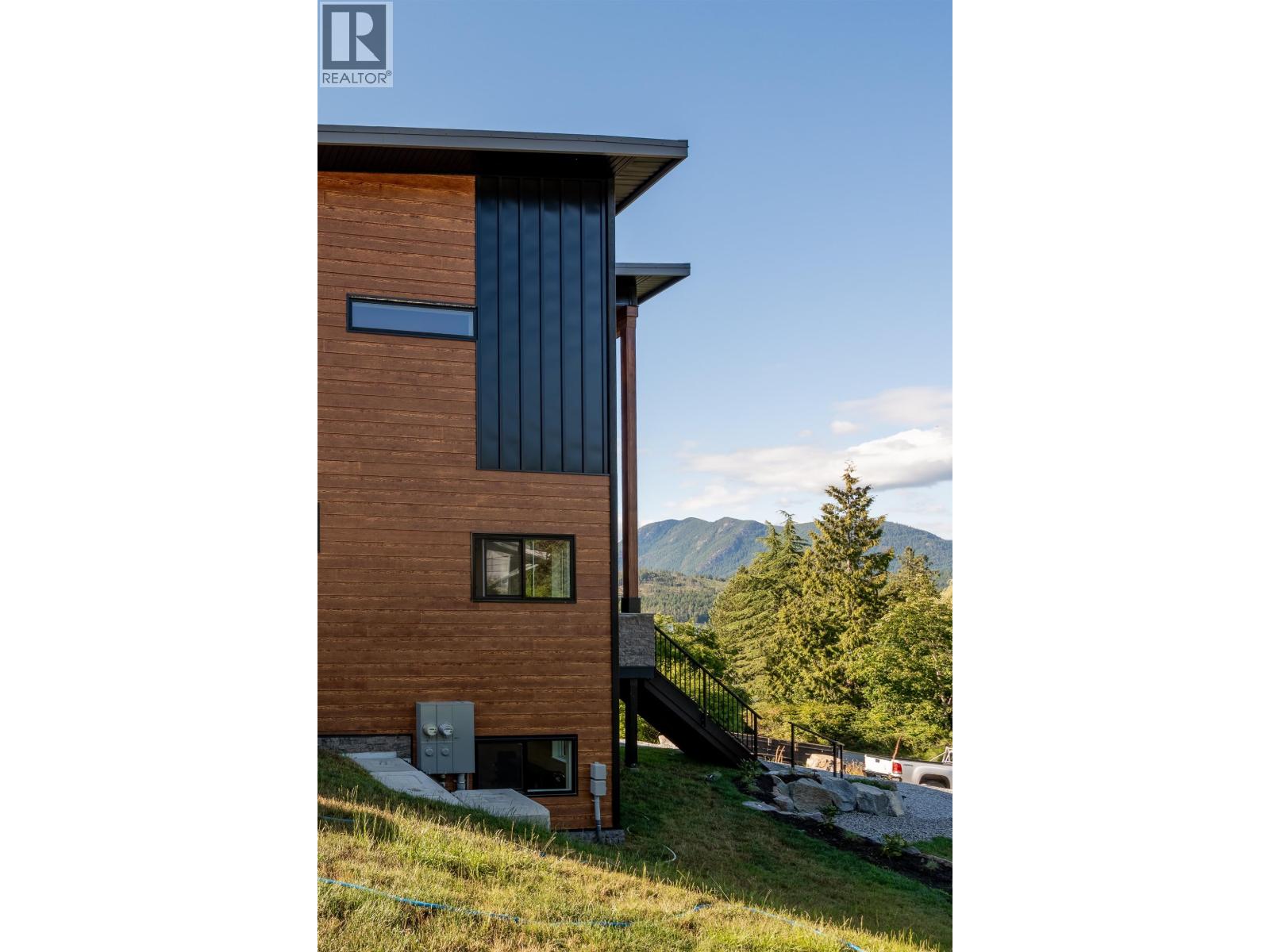 6159 S GALE AVENUE, Sechelt