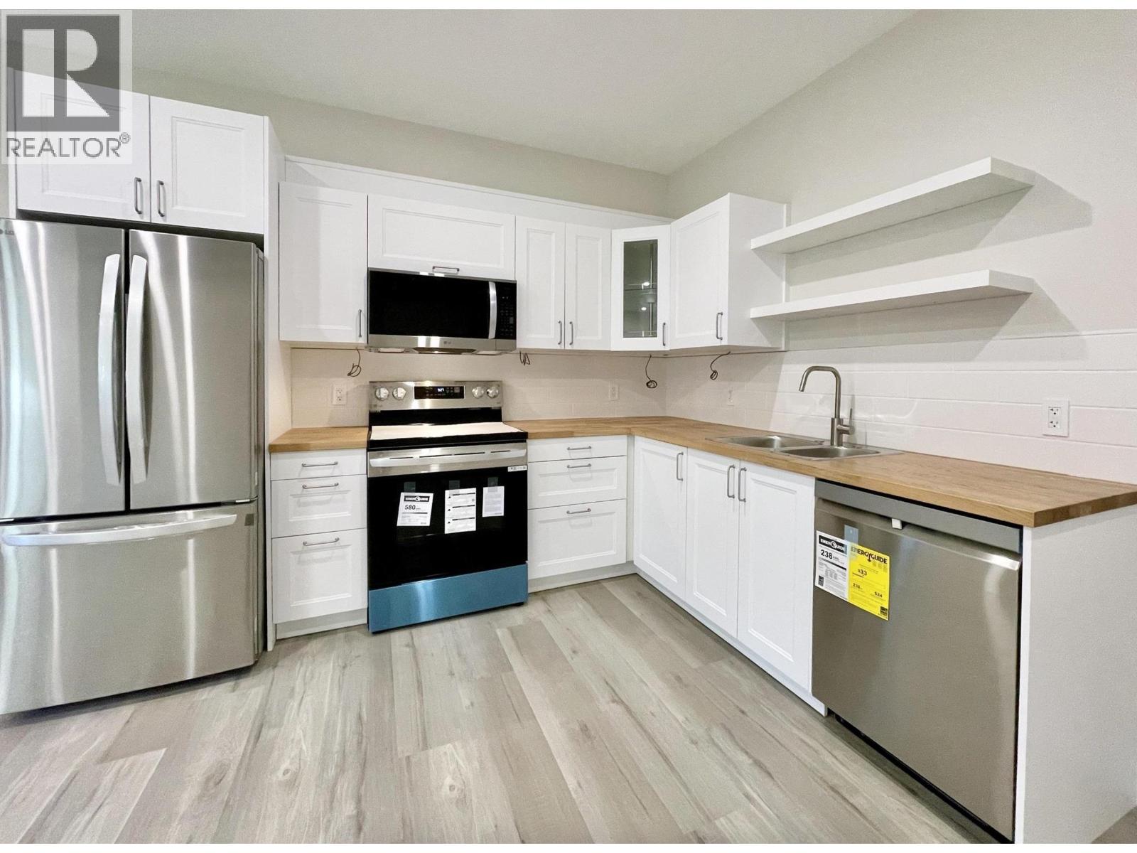 6159 S GALE AVENUE, Sechelt