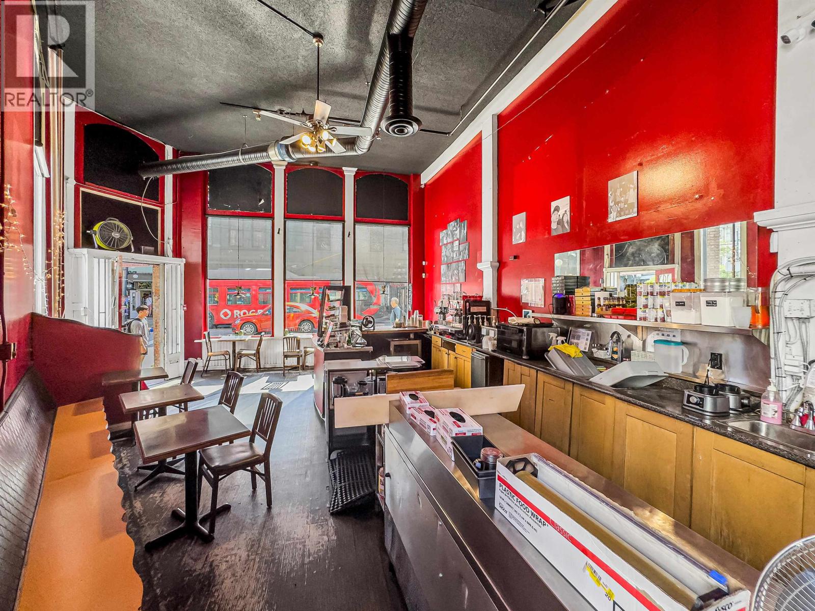 Photo 9 of 301 W Cordova Street, Vancouver BC
