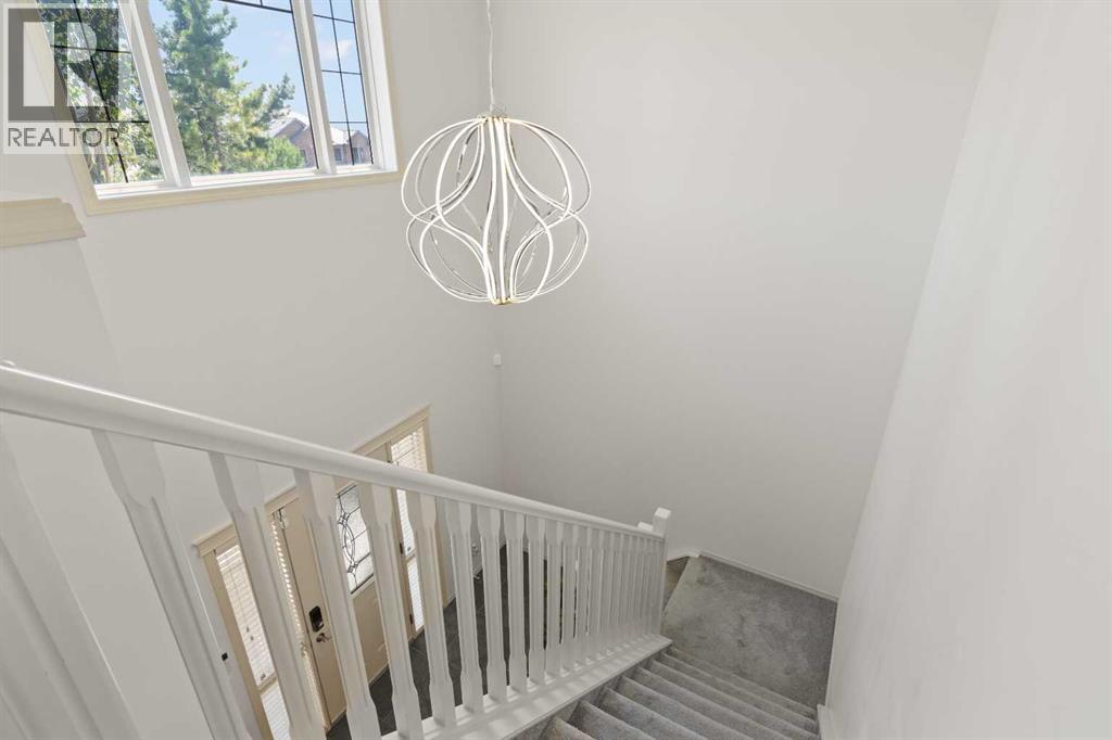 Single Family House for Sale in  Royal Ridge Rise NW Royal Oak Calgary 