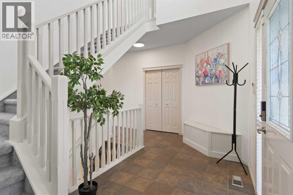 Single Family House for Sale in  Royal Ridge Rise NW Royal Oak Calgary 