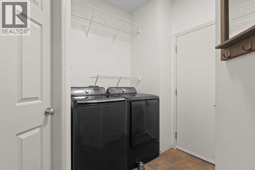 Single Family House for Sale in  Royal Ridge Rise NW Royal Oak Calgary 