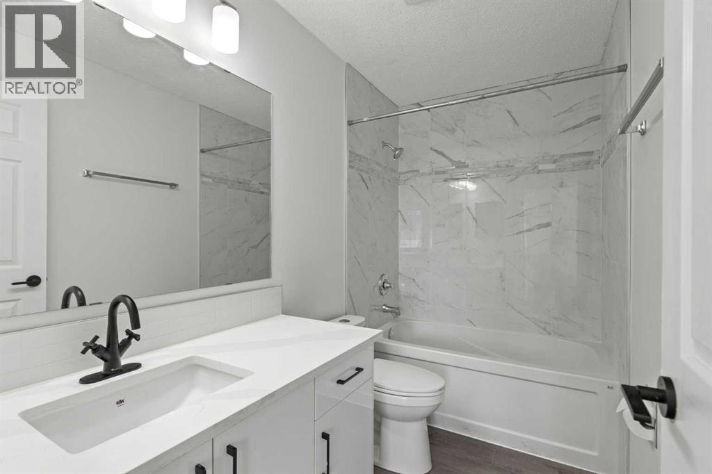 Single Family House Bungalow for Sale in  Abingdon Crescent NE Abbeydale Calgary 