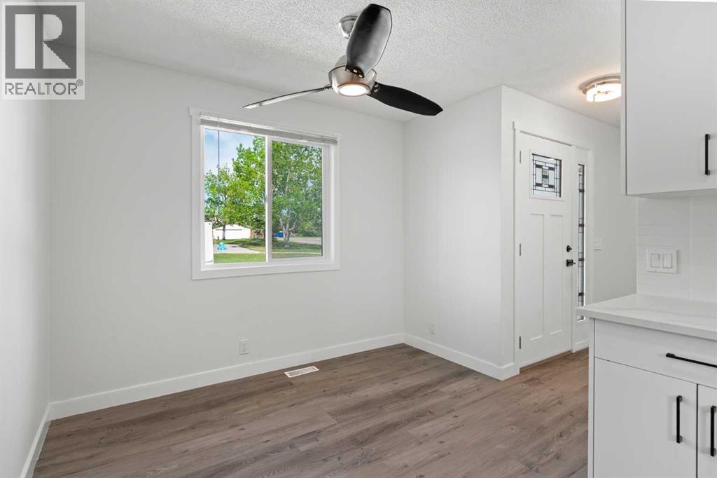 Single Family House Bungalow for Sale in  Abingdon Crescent NE Abbeydale Calgary 