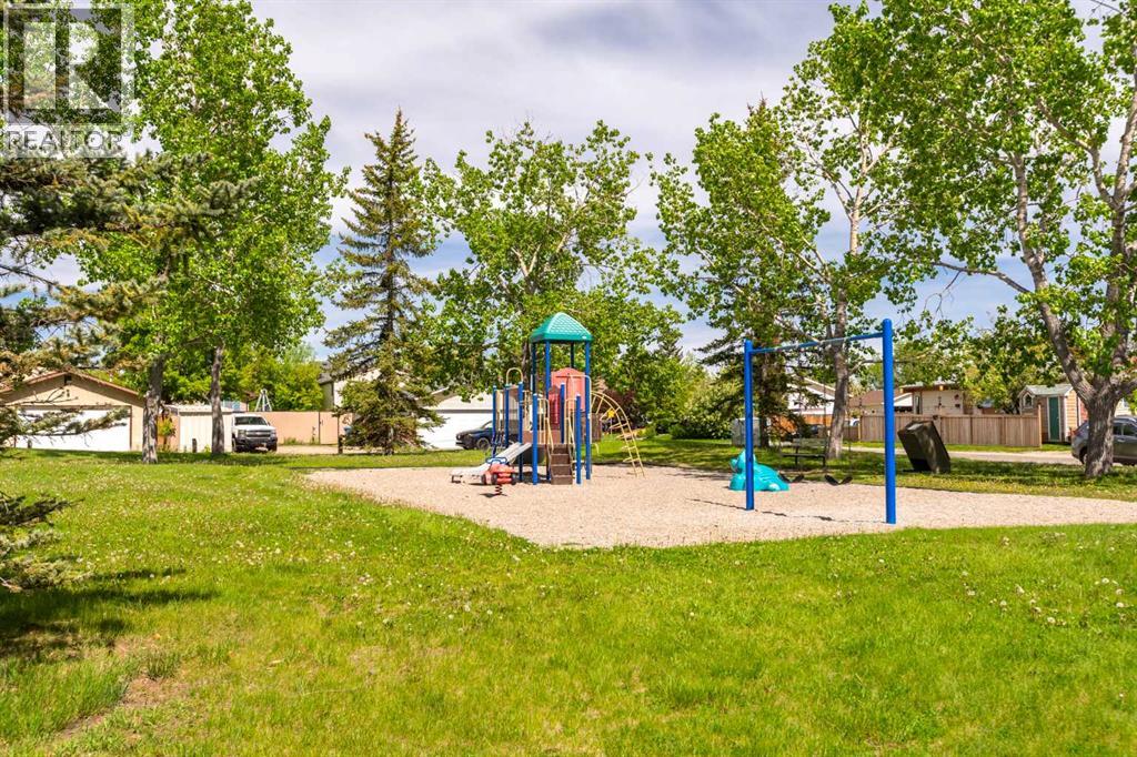 Single Family House Bungalow for Sale in  Abingdon Crescent NE Abbeydale Calgary 