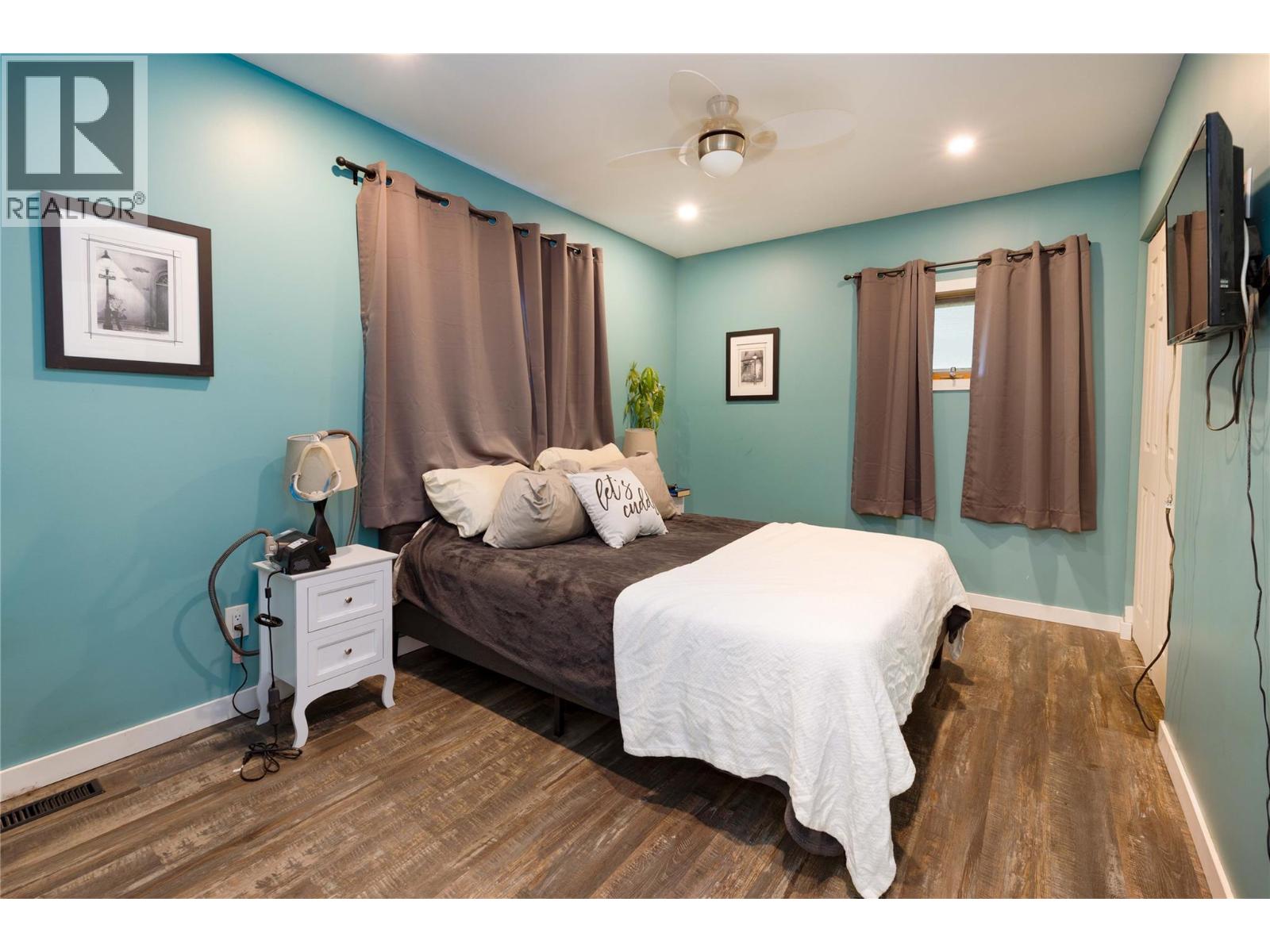Photo 41 of 4350 50 Street Ne, Salmon Arm BC