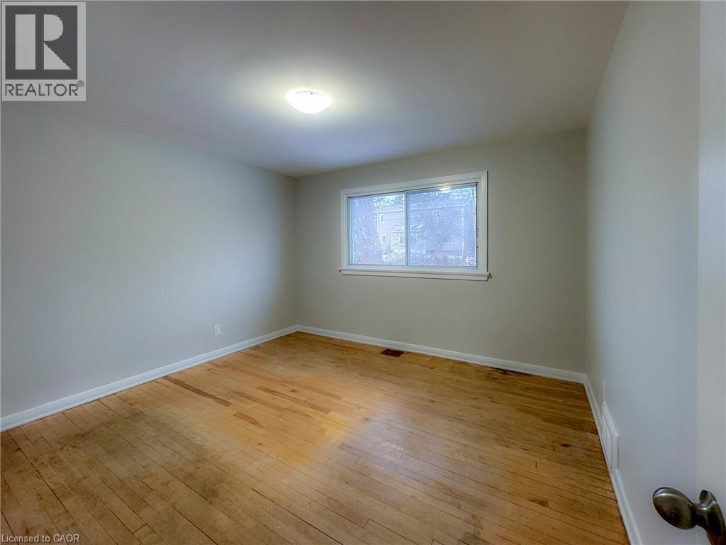 Photo 9 of 70 Crownhill Street, Ottawa ON