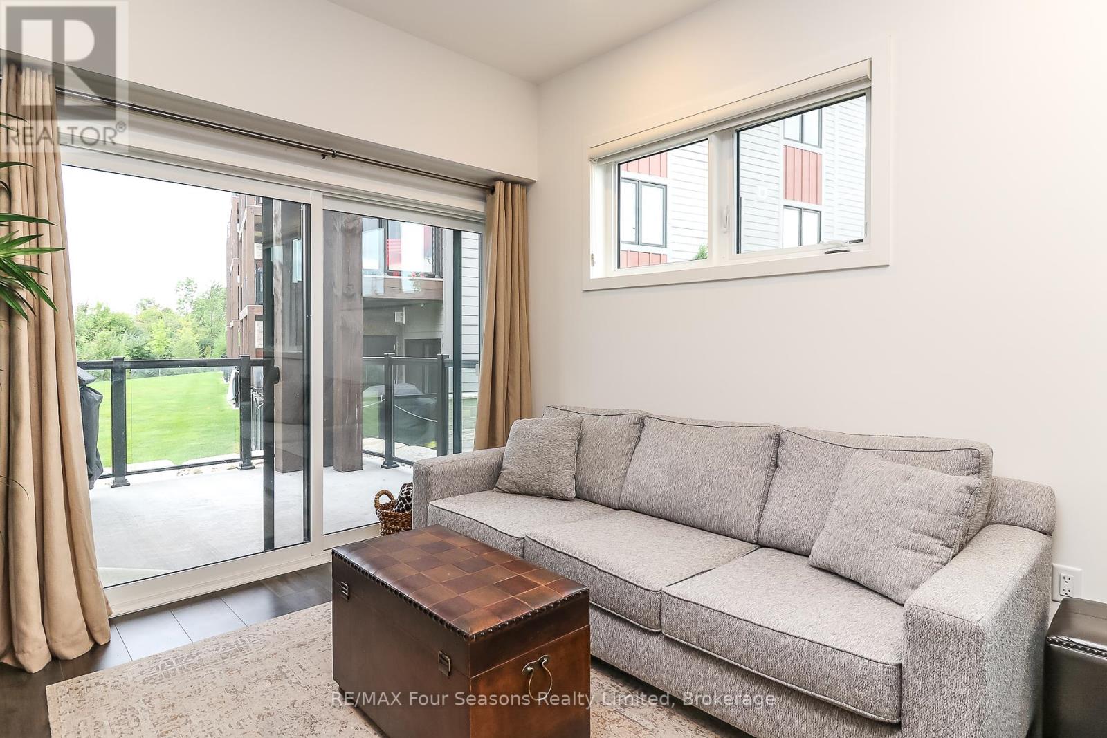 Photo 25 of 107 12 Beausoleil Lane, Blue Mountains ON