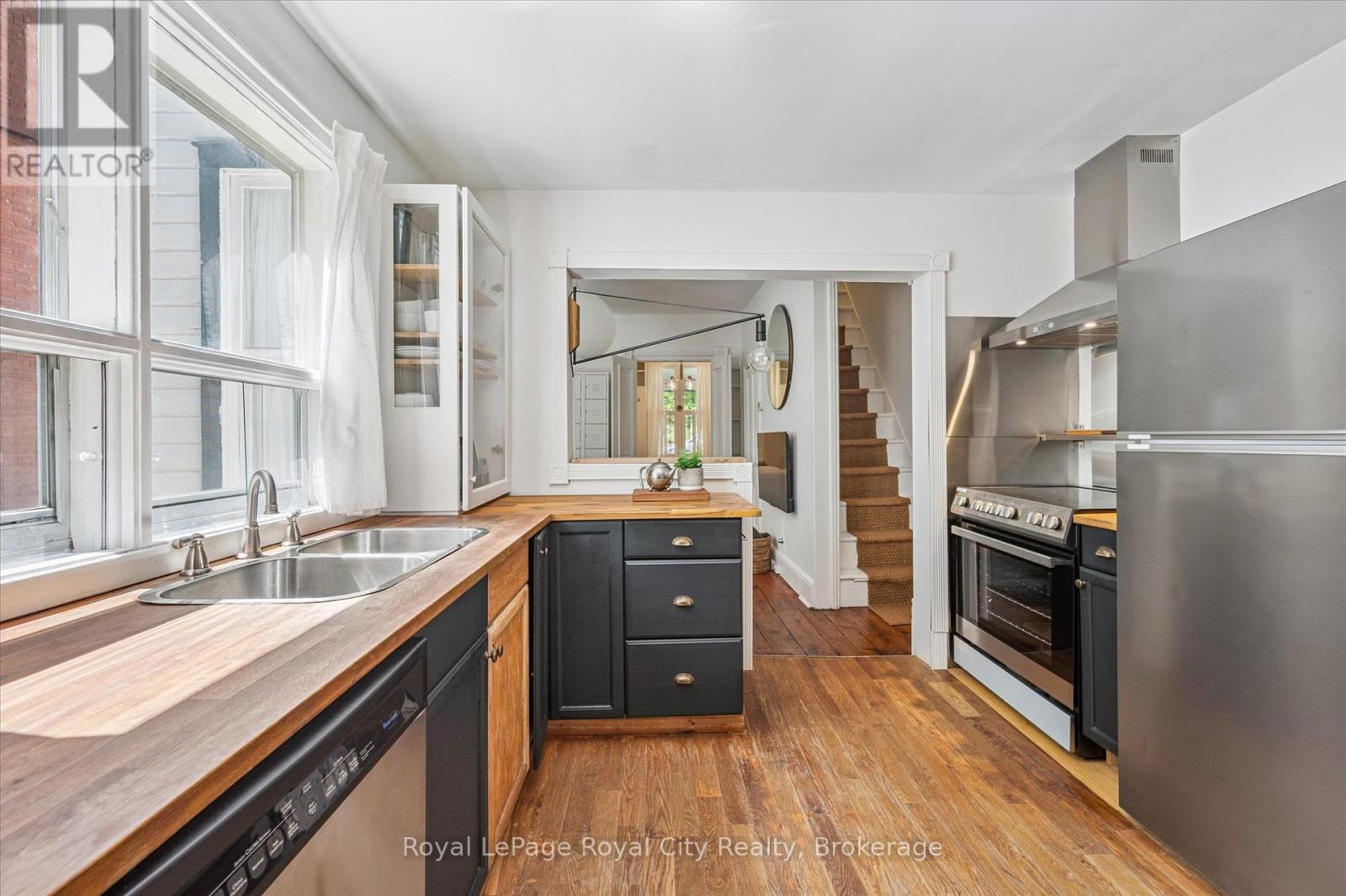 Photo 15 of 80 Cork Street W, Guelph ON
