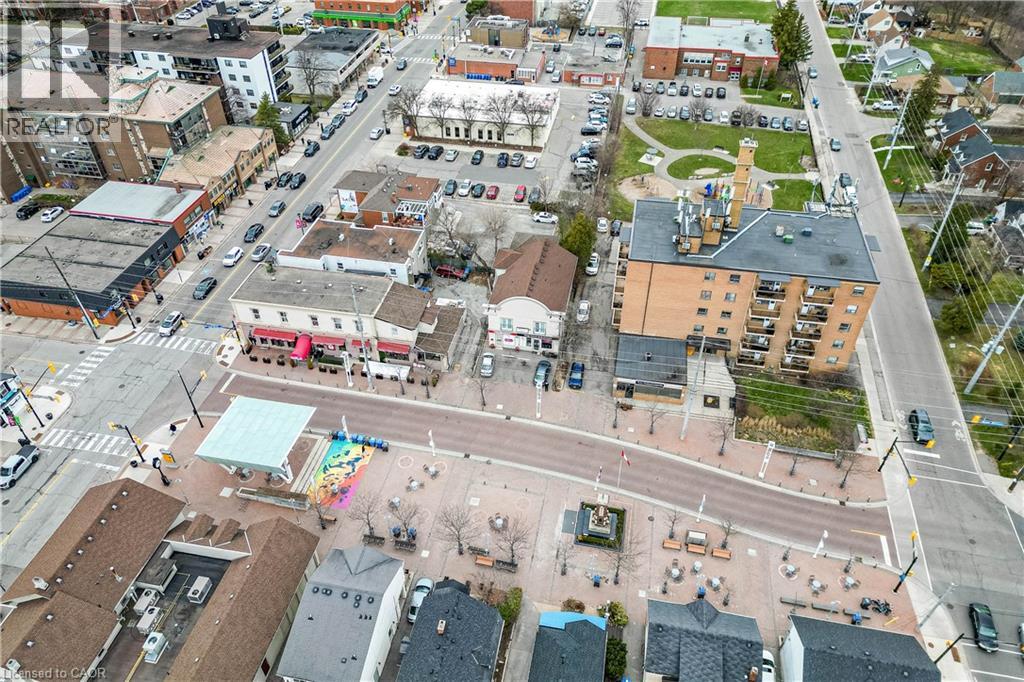 Photo 14 of 10 Main Street, Mississauga ON
