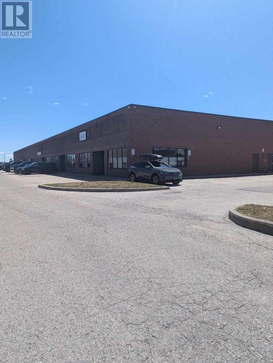 Photo 10 of 9 25 Saunders Road, Barrie ON
