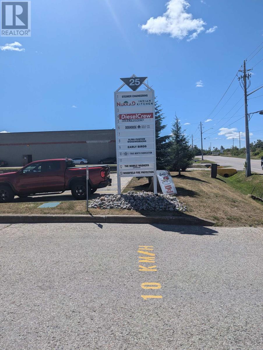 Photo 9 of 9 25 Saunders Road, Barrie ON