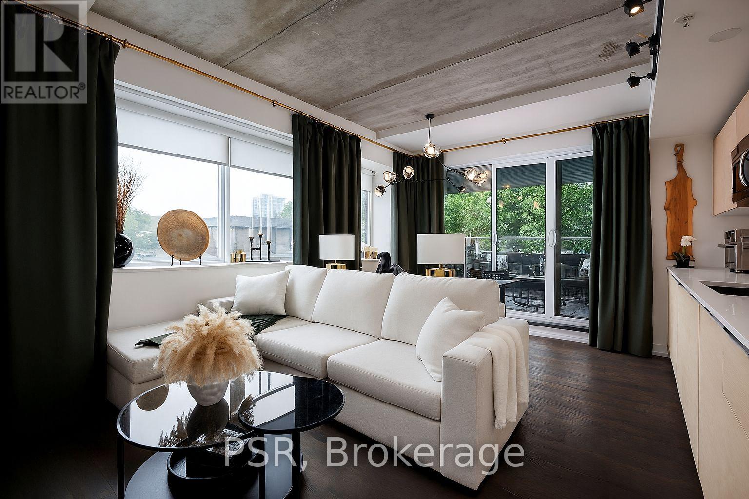 Photo 5 of 203 51 Lady Bank Road, Toronto ON