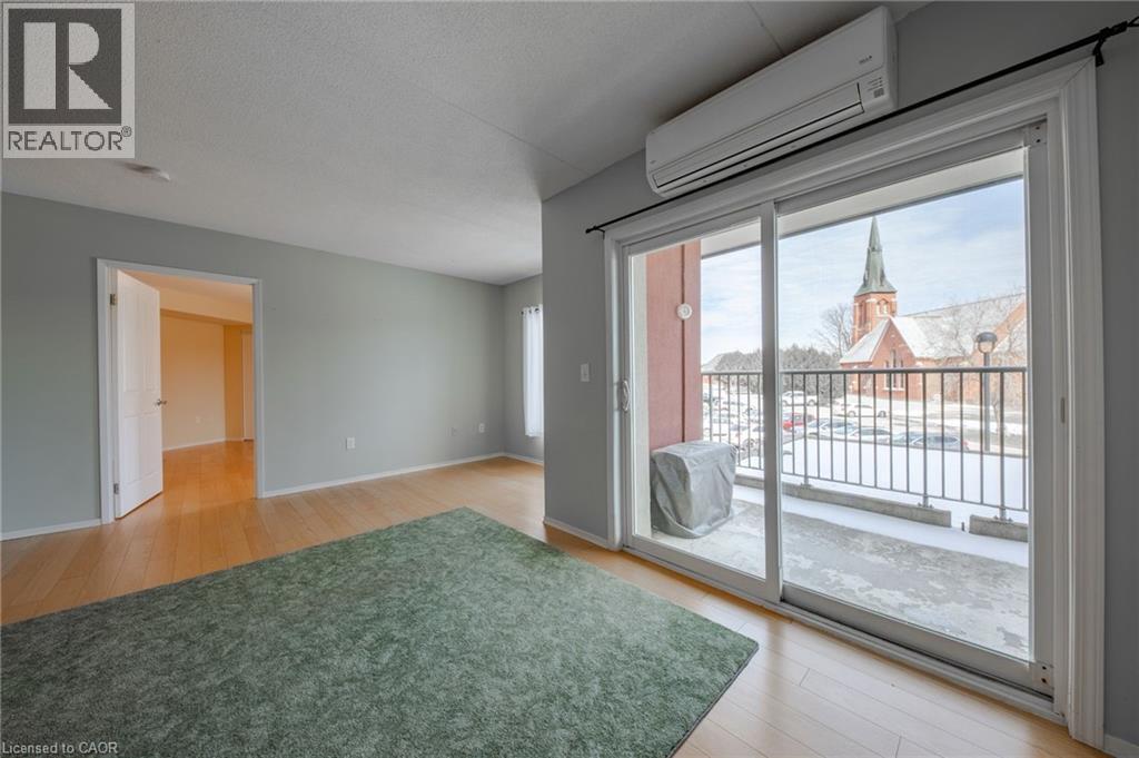 333 LAFONTAINE Road W Unit# 208