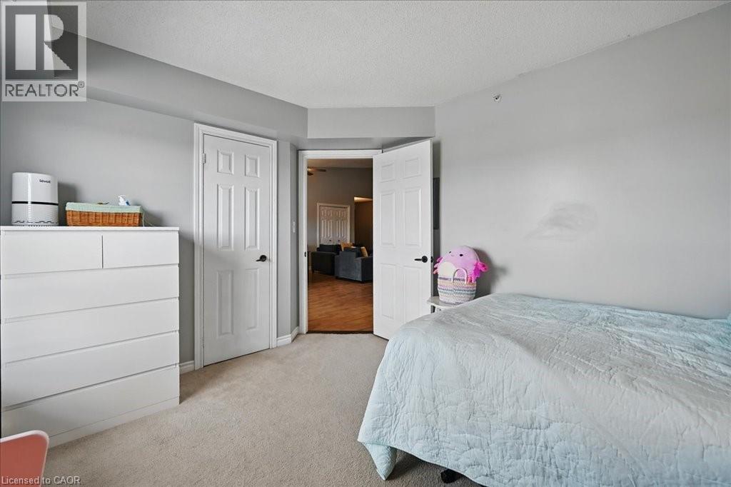 Photo 17 of 4003 Kilmer Drive Unit 402, Burlington ON