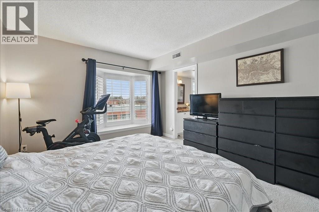 Photo 12 of 4003 Kilmer Drive Unit 402, Burlington ON
