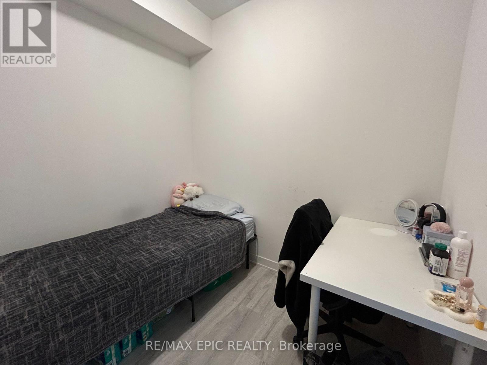 Photo 24 of 2803 70 Princess Street, Toronto ON