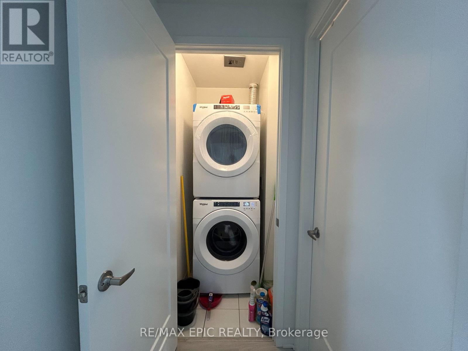 Photo 21 of 2803 70 Princess Street, Toronto ON