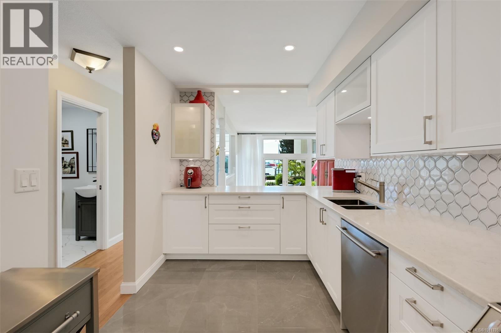 140 210 Russell Street, Victoria