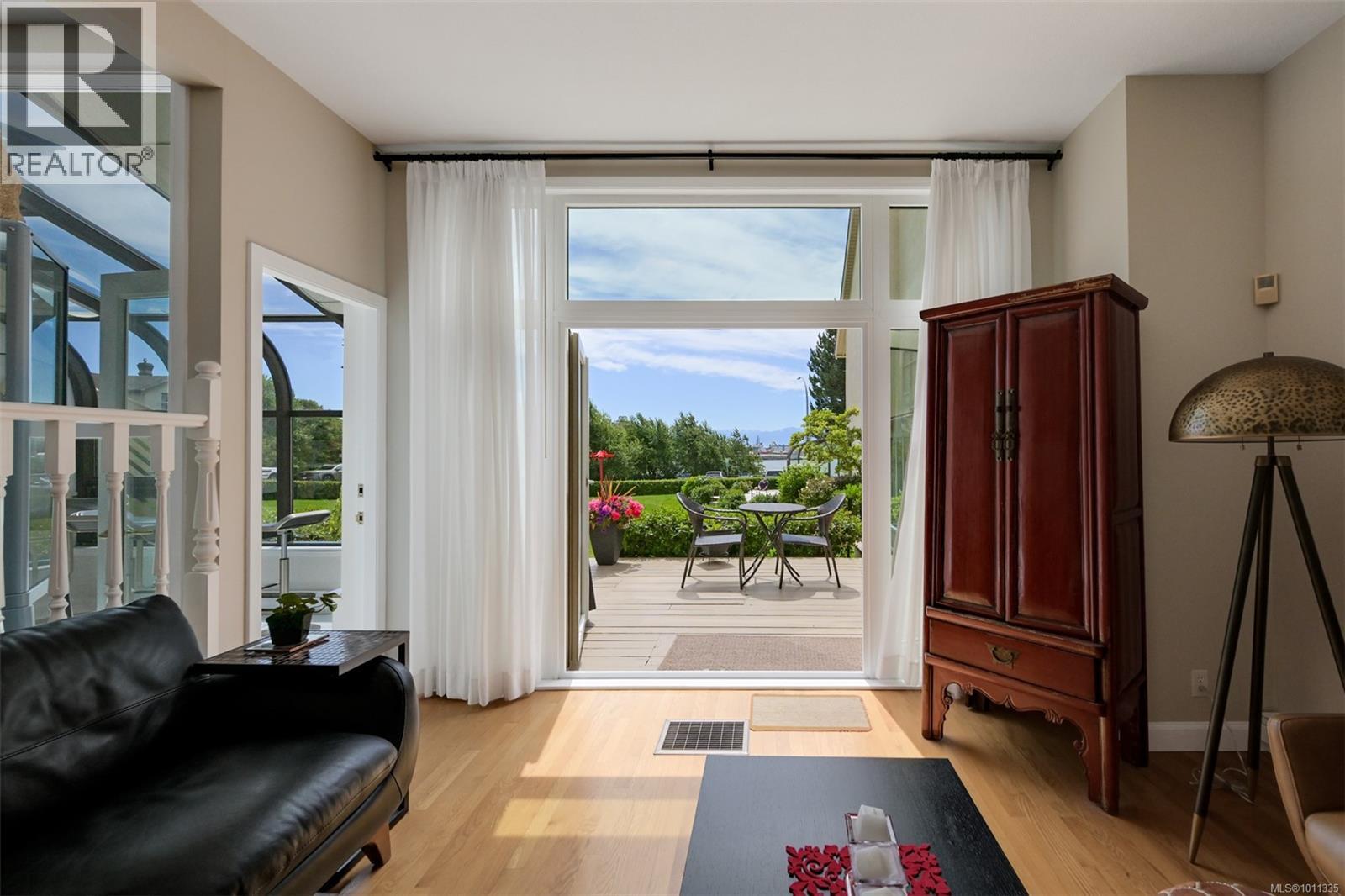 140 210 Russell Street, Victoria