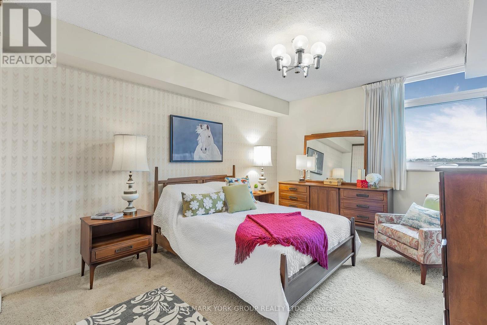 Photo 32 of 1007 7811 Yonge Street, Markham ON