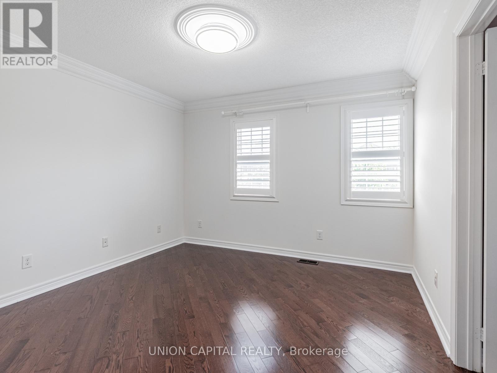 Photo 30 of 18 Honey Glen Avenue, Markham ON