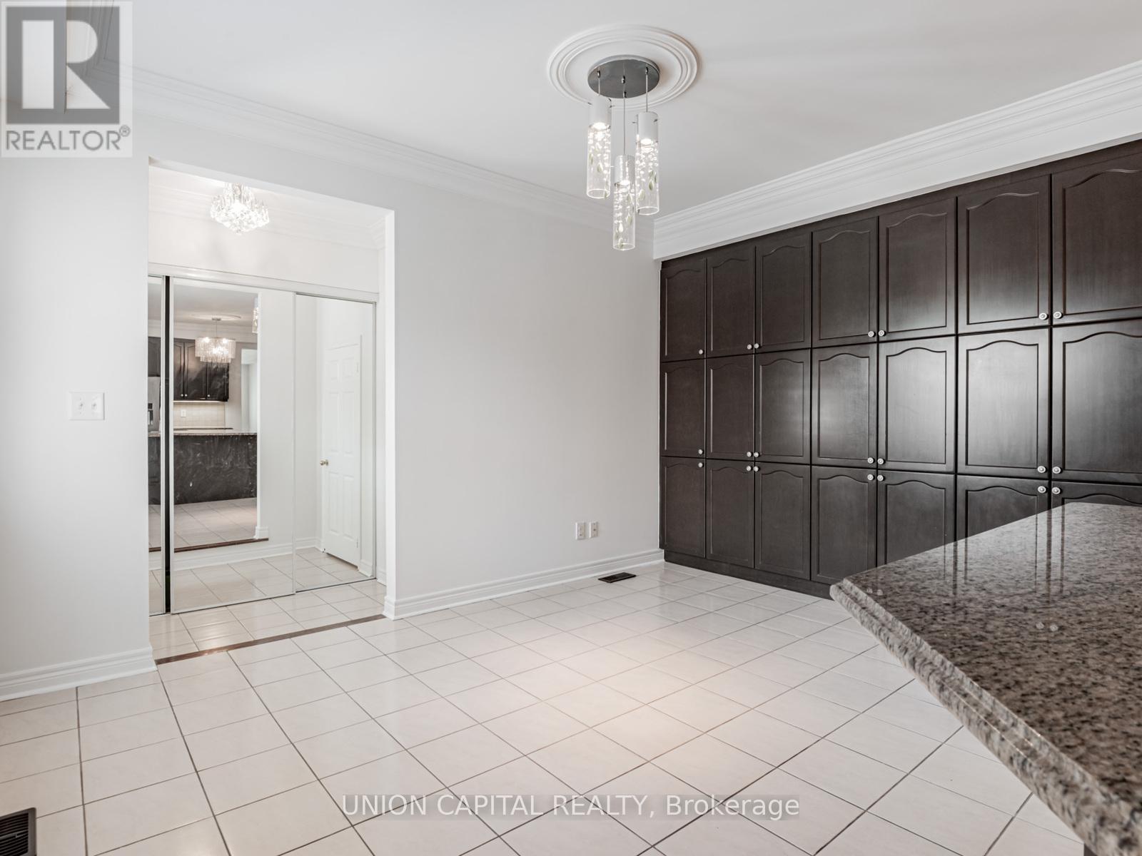Photo 22 of 18 Honey Glen Avenue, Markham ON