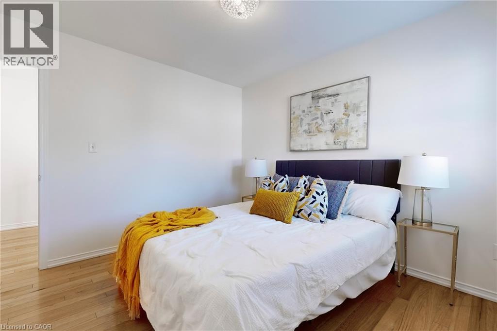 Photo 33 of 3343 Cline Street, Burlington ON
