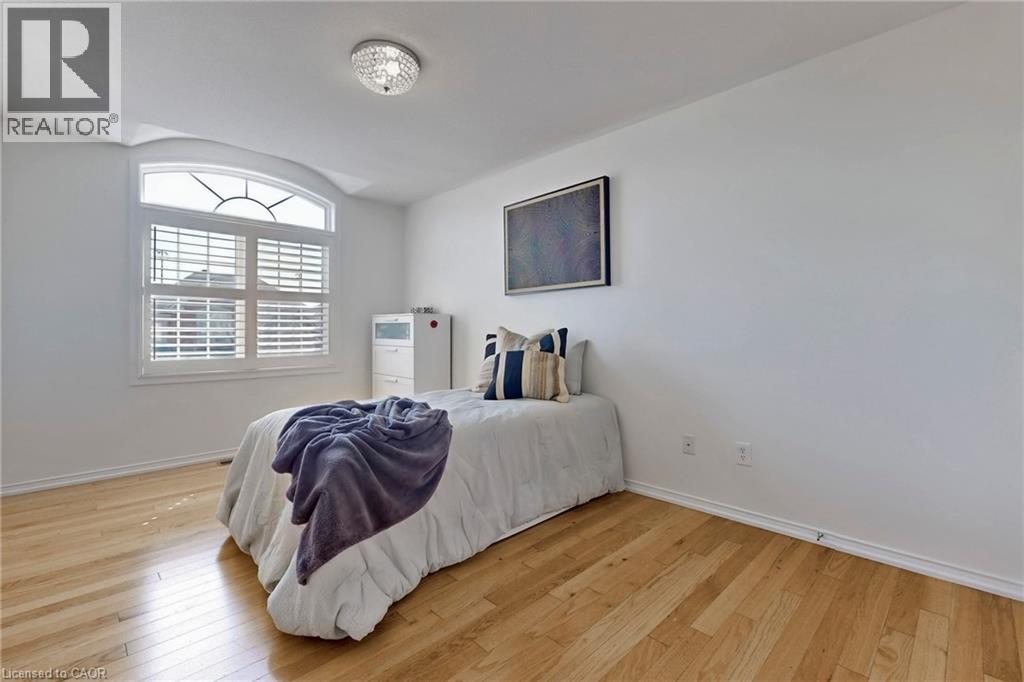 Photo 30 of 3343 Cline Street, Burlington ON