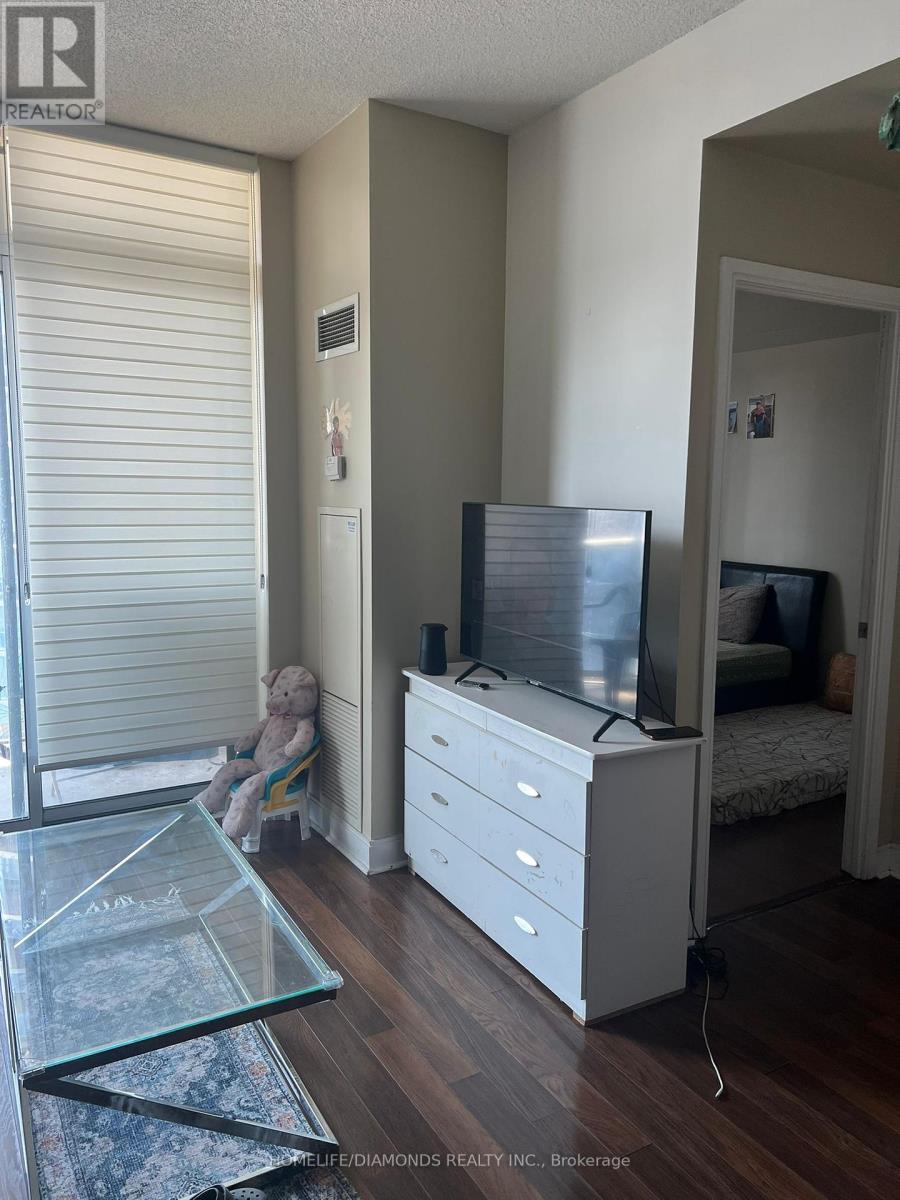 Photo 12 of 2208 70 Absolute Avenue, Mississauga ON