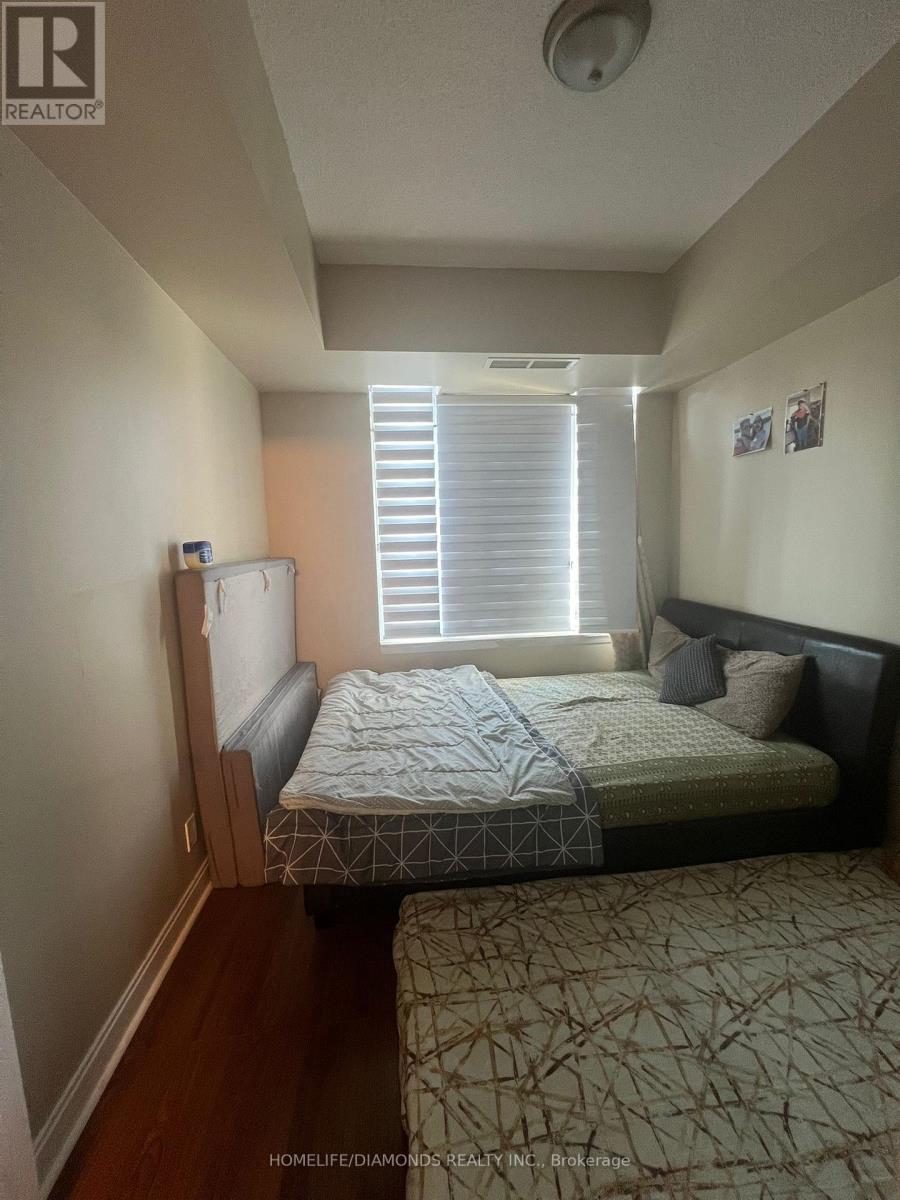 Photo 13 of 2208 70 Absolute Avenue, Mississauga ON