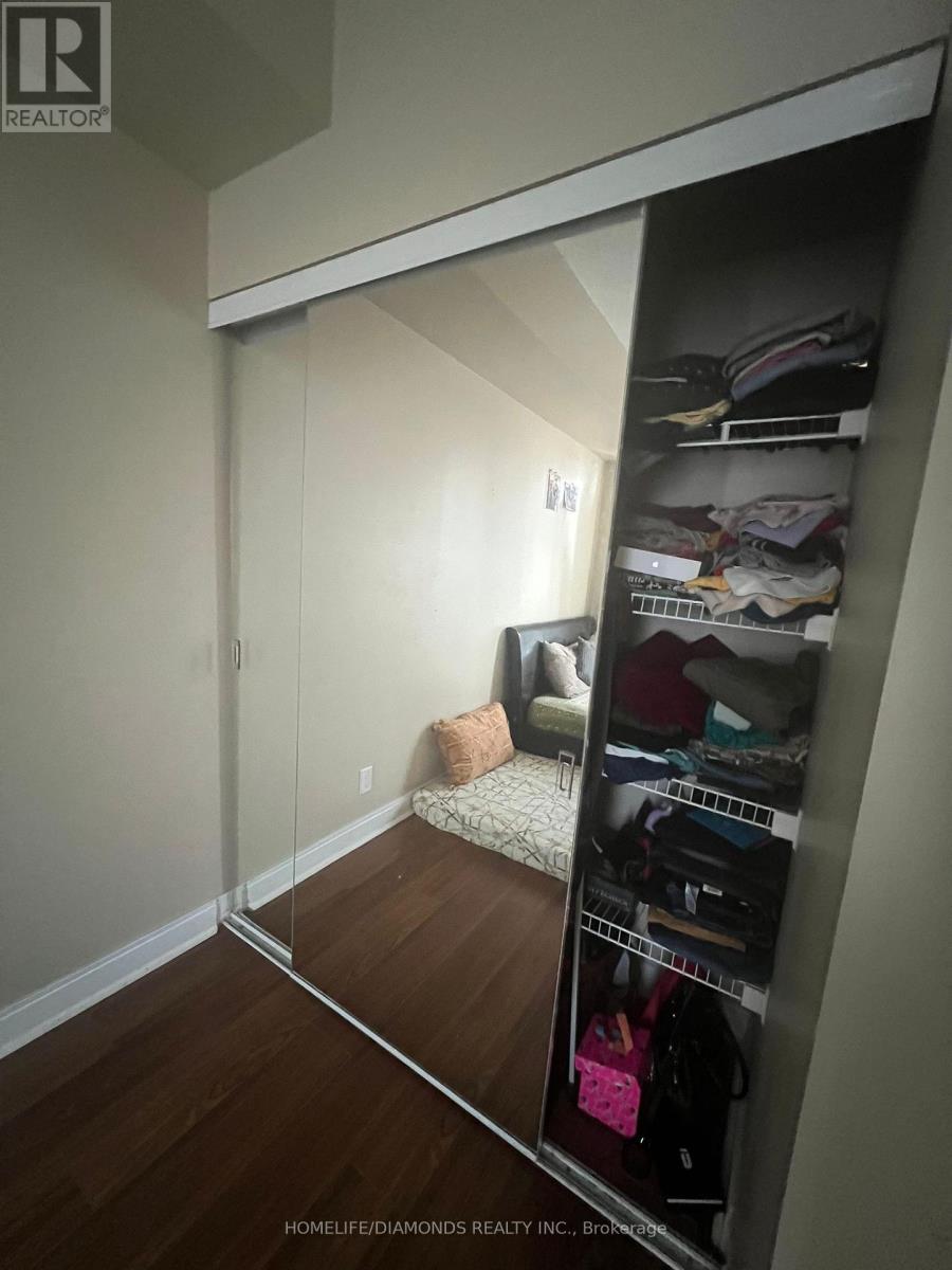 Photo 16 of 2208 70 Absolute Avenue, Mississauga ON