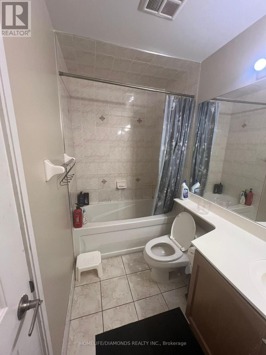Photo 22 of 2208 70 Absolute Avenue, Mississauga ON