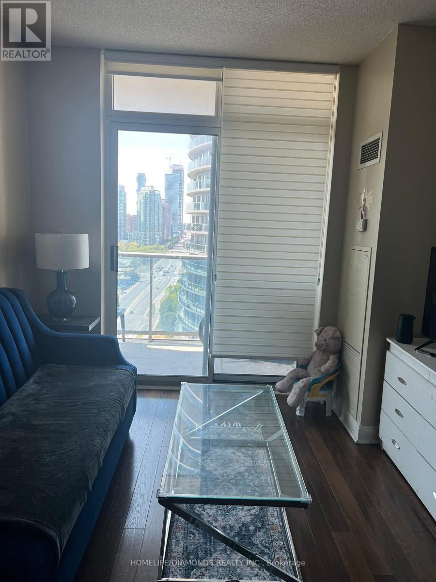 Photo 11 of 2208 70 Absolute Avenue, Mississauga ON